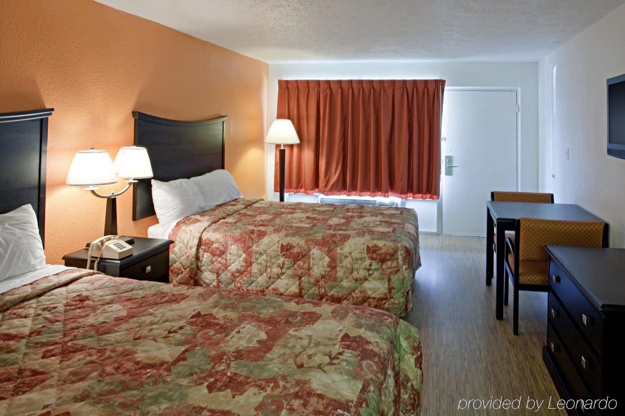 Econo Lodge Metropolis Zimmer foto