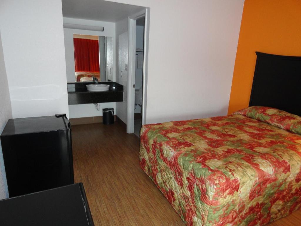 Econo Lodge Metropolis Zimmer foto
