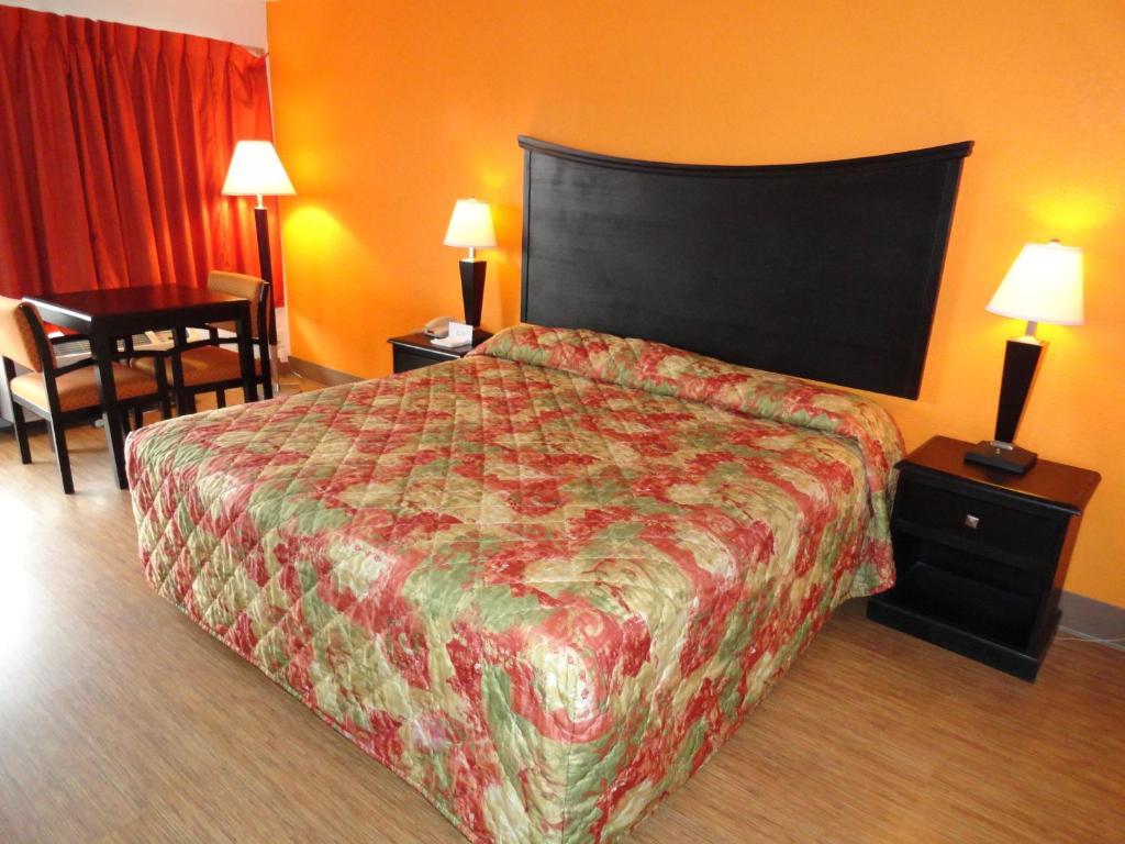 Econo Lodge Metropolis Zimmer foto
